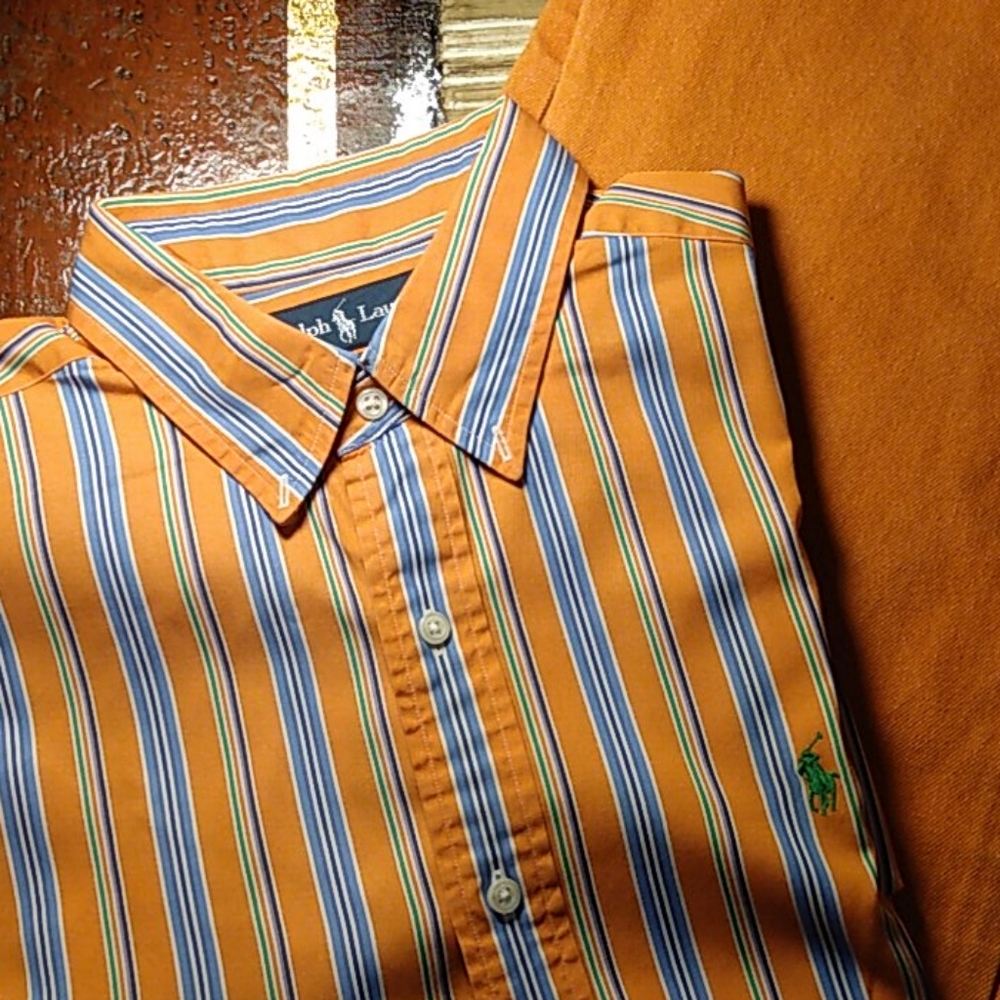 Men's casual Button down Shirt w straight jeans